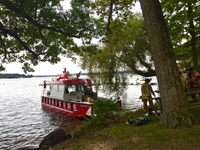 The Fireboat from Town of Linn