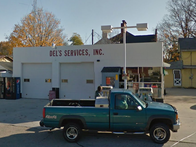Del's Service and Towing Lake Geneva