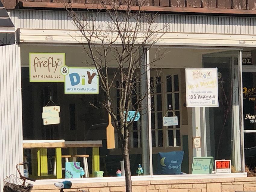 Firefly Art Glass Studio, Elkhorn