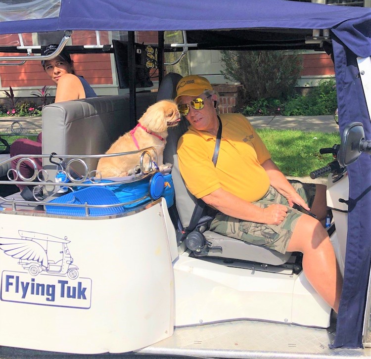 Flying Tuk, Lake Geneva