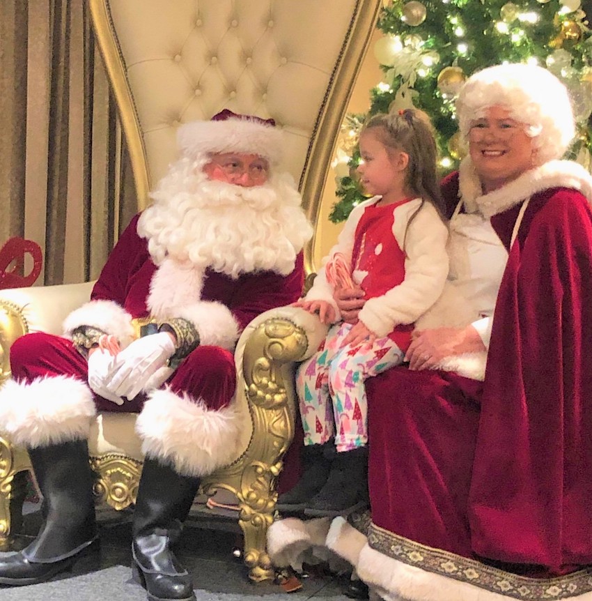 Santa and Mrs Claus Lake Geneva