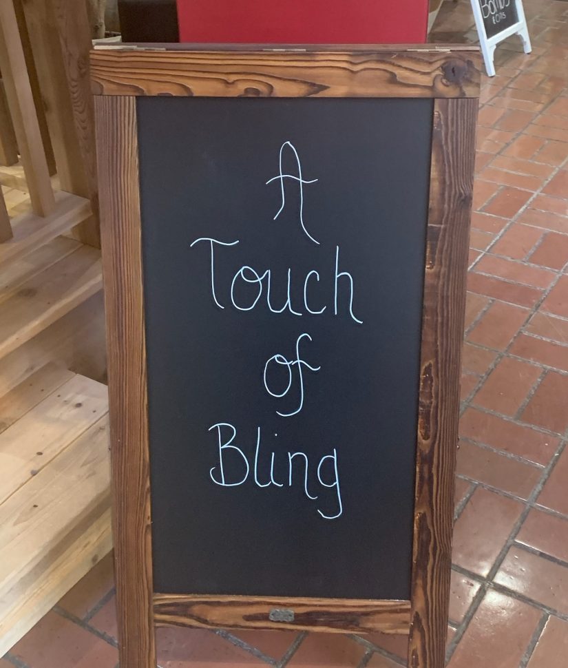 Touch Of Bling, Lakee Geneva