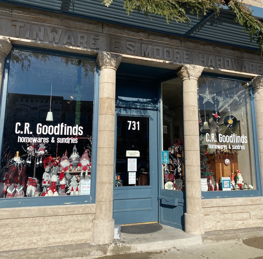C. R. Goodfinds Lake Geneva
