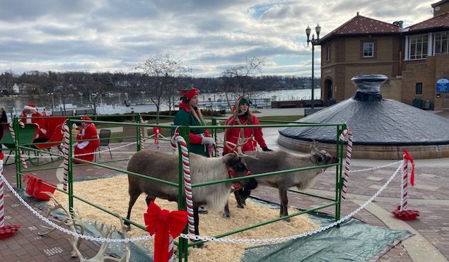 Santa & Reindeer Lake Geneva