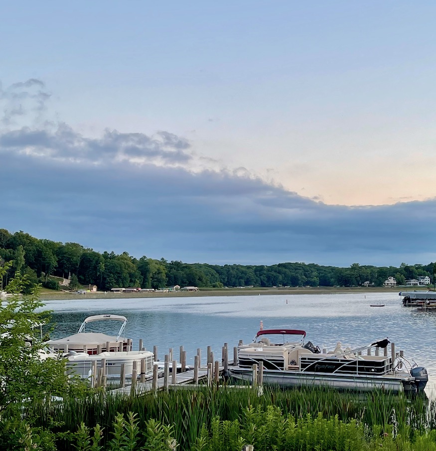 Lauderdale lake