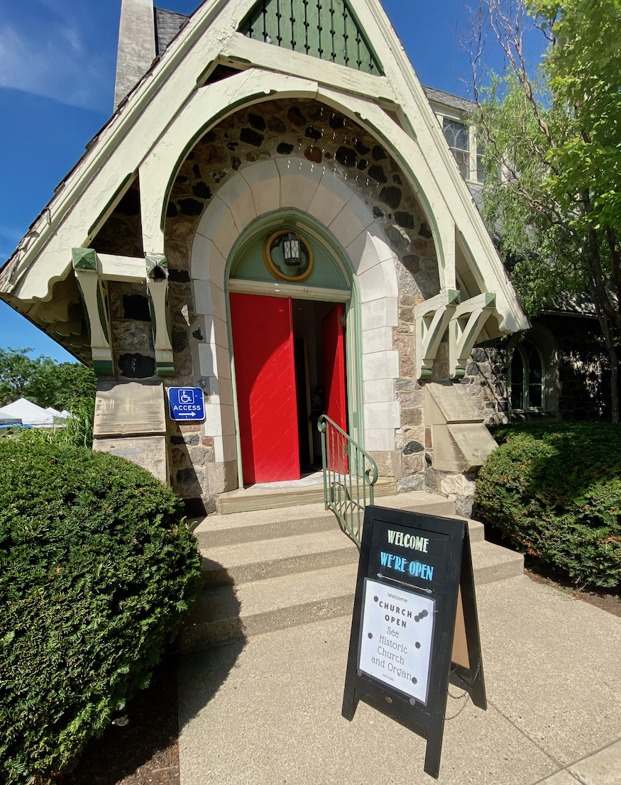 Church of the Holy Communion, Lake Geneva