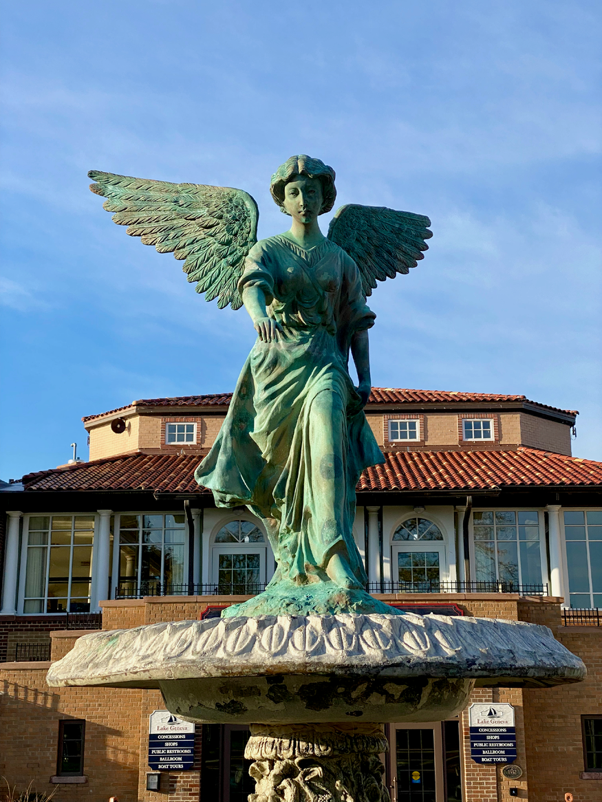 Driehaus Fountain Angel Lake Geneva