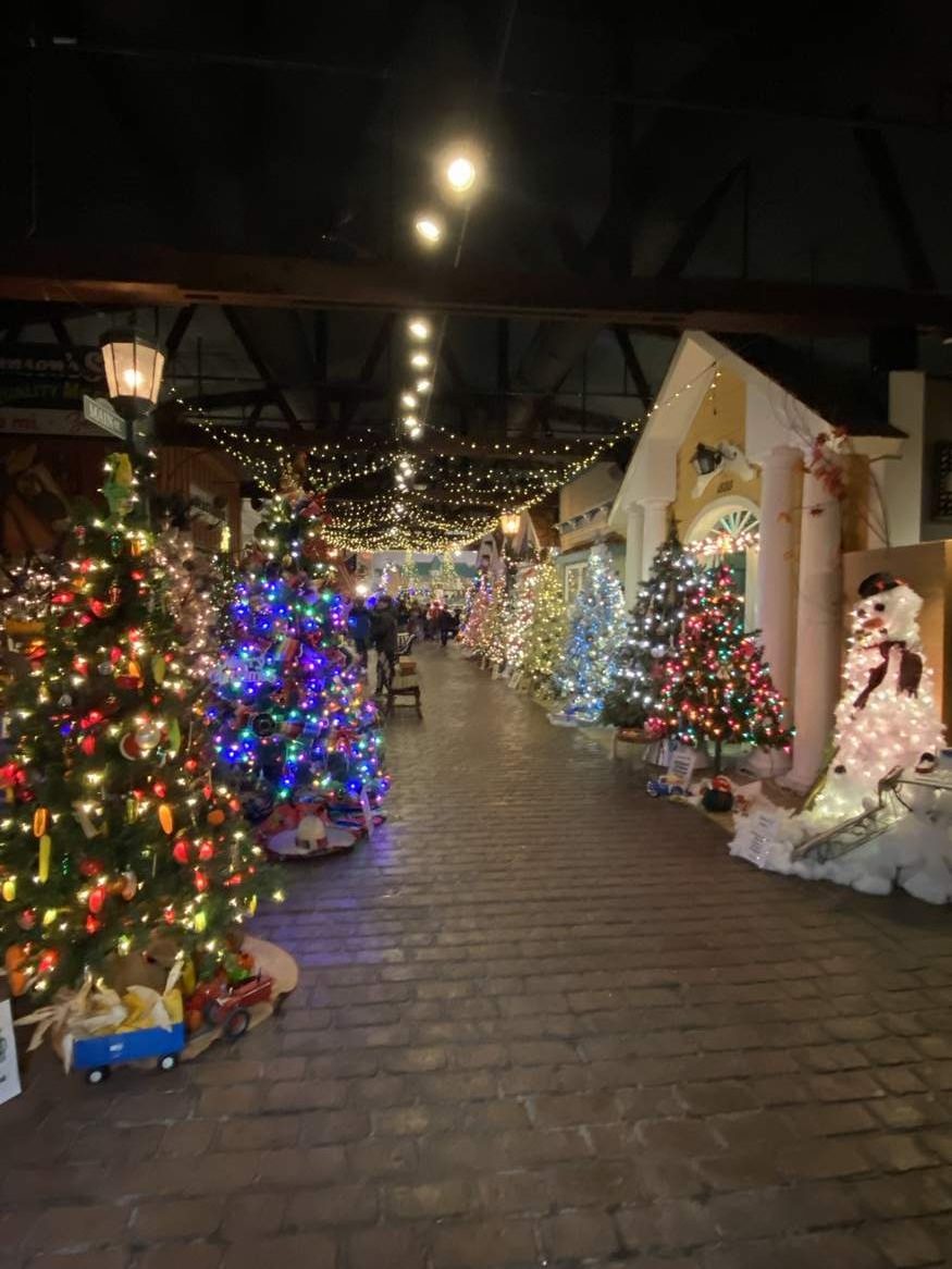 Parade of Trees Lake Geneva Museum