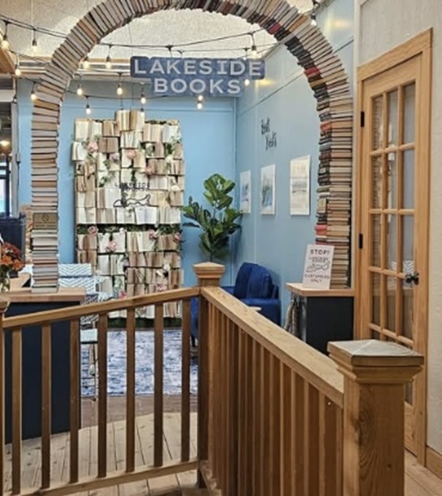 Lakeside Book Lake Geneva