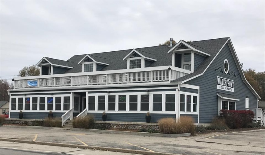 Water Front Restaurant Delavan